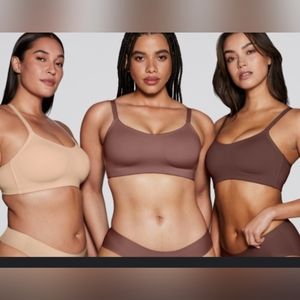 NWT KNIX reversible confrontable bra